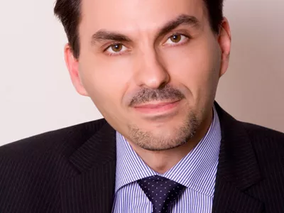 Változás a CIB kommunikációs vezetésében