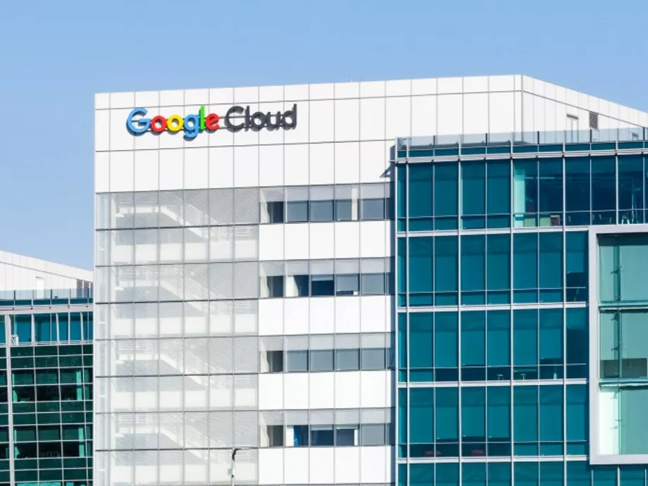 A teljes hazai tévés szektorét közelíti a Google magyarországi reklámbevétele