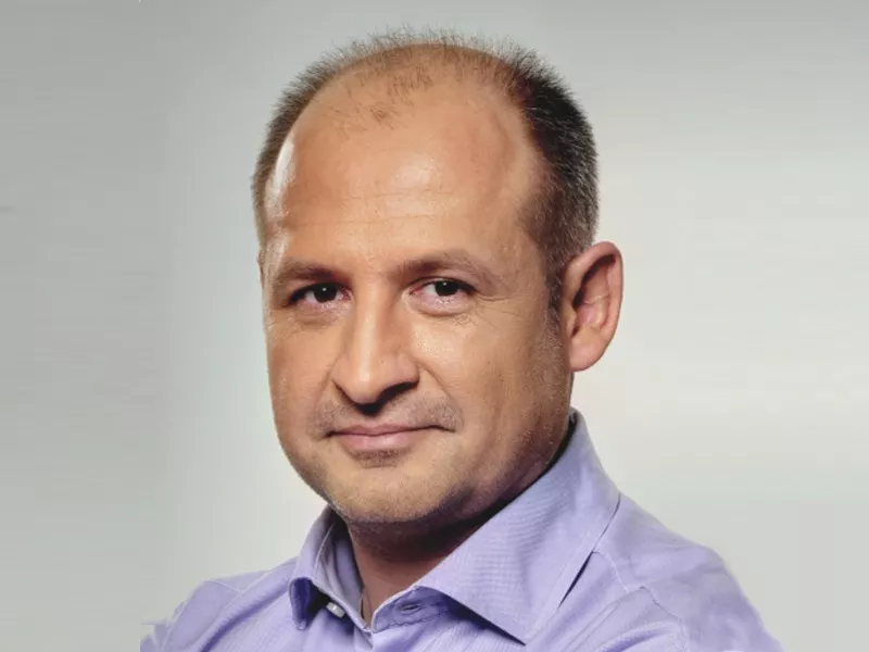 Szűcs László vezeti a Viacom regionális kommunikációját
