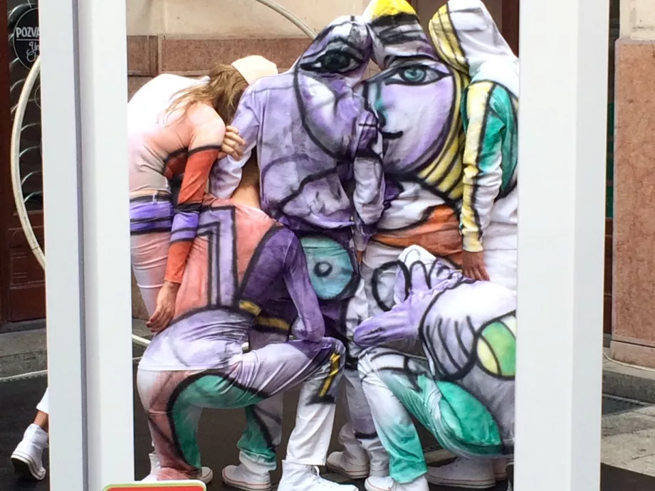Picasso-flashmob népszerűsítette Picassót