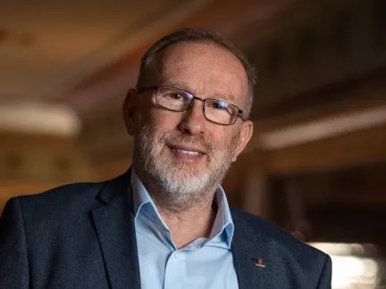 Visszavonul Beck György a Vodafone éléről
