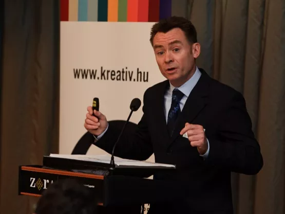 A cikkvagdosás a pr-esek önigazolása