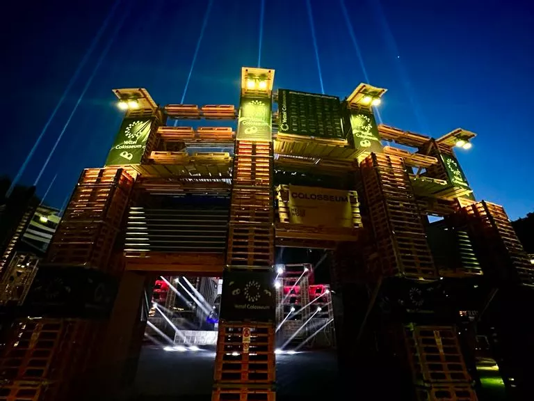 Megújult Colosseum, Yettel-lime testfestés, aftermovie app - ezeket tolja a Yettel a Szigeten