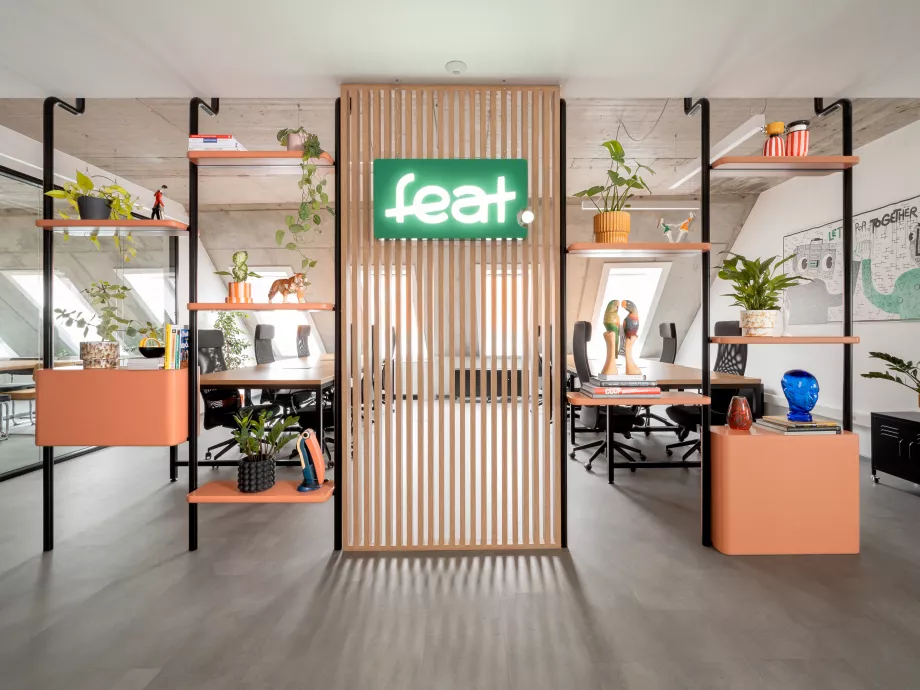 Ilyen lett a feat. új irodája, a slow furniture jegyében rendezték be - fotók