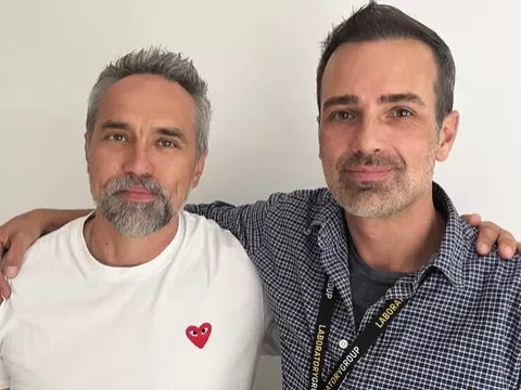 Haszon Sándor távozik a Laboratorytól, Szénássy Alexszel baráti búcsút vesznek egymástól