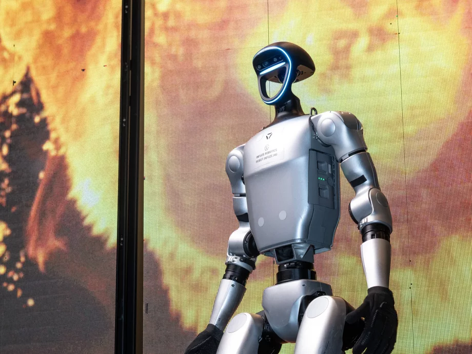 Humanoid robot kapott szerepet a Vörösmarty Színház új darabjában