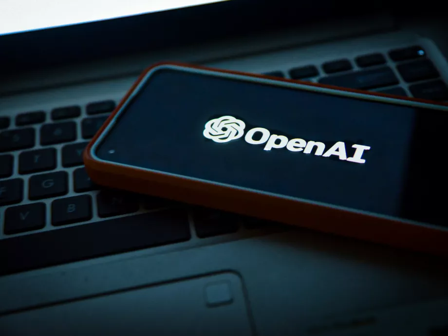 Vízjelet tesz a ChatGPT az AI-jal írt szövegekbe