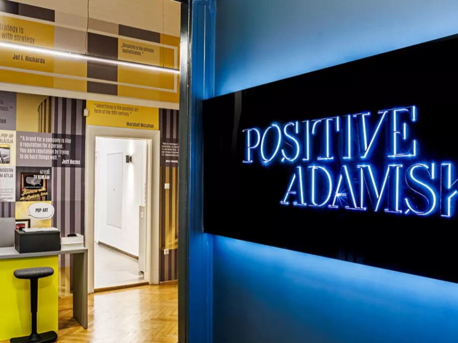 Holdinggá alakult a Positive Adamsky