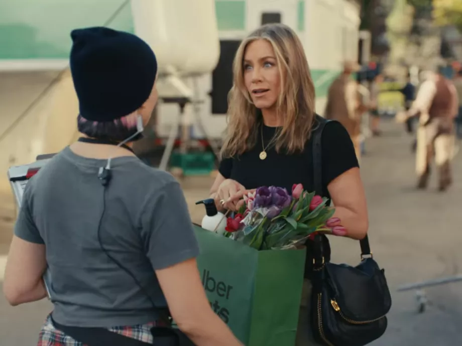 Itt a várva várt Uber Eats reklám, Beckhamék mellé becsekkolt Jennifer Aniston
