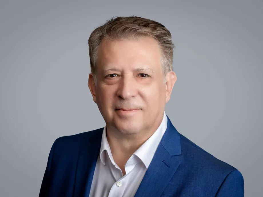 Szabó György visszalépett az NMHH és a Médiatanács elnöki pályázatától