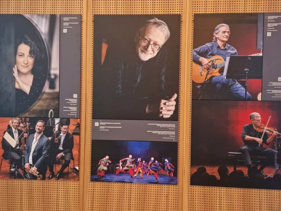 Húsz év legszebb pillanataiból válogat a Müpa jubileumi kiállítása